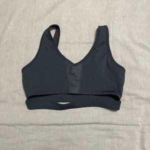 Buffbunny peek a boo sports bra